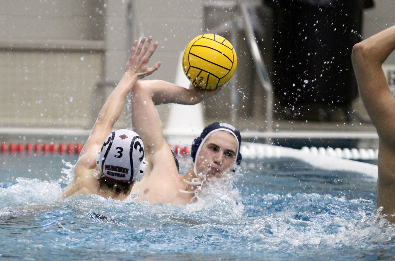 Missouri Water Polo District Semifinal: SLUH 10, Parkway Central 5